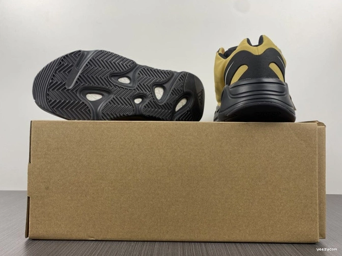 MNVN Boost Flux' GZ0717 Yeezy 'Honey 700 0809